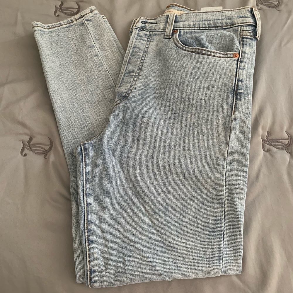 😍Levi’s wedgie skinny jeans😍